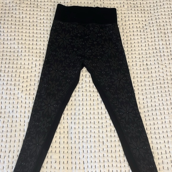 Kari Traa Edith Pant, size small - Picture 4 of 5